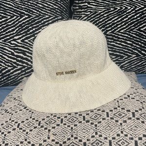 Steve Madden bucket hat 👒